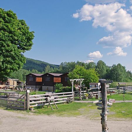Sun Dance Ranch Bed & Breakfast Ekshärad Екстериор снимка