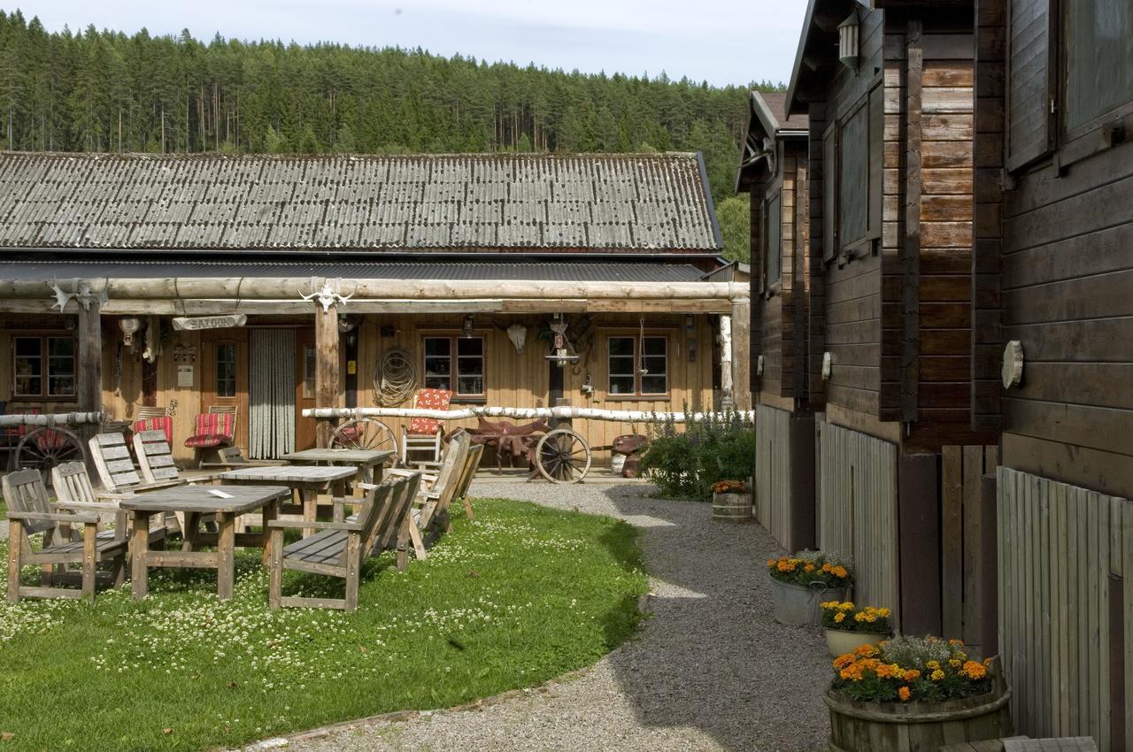 Sun Dance Ranch Bed & Breakfast Ekshärad Екстериор снимка